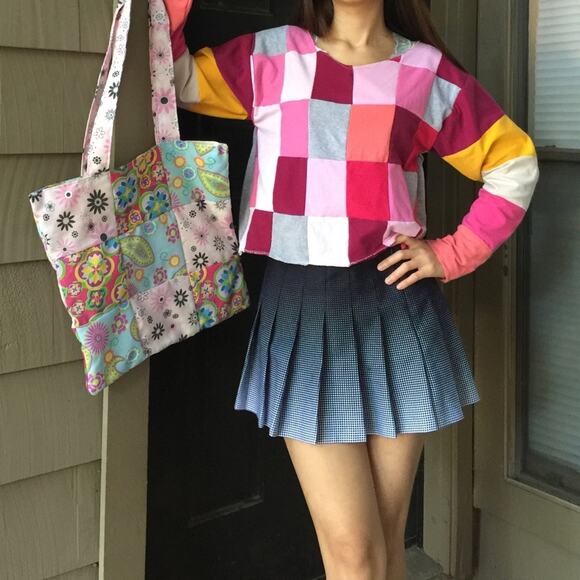Handmade Quilted Patchwork Pastel Floral Tote.--BA8 - Picture 1 of 13